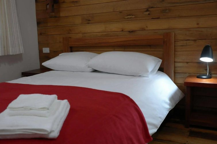 Sisakuna Lodge