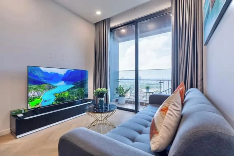 3 Bedrooms Premium Club Suite with balcony and with pool view