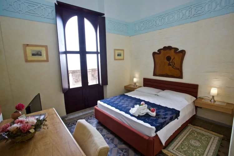 Superior Double room with balcony and with sea view