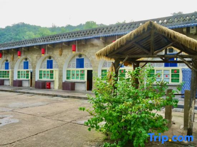Yan'an Heritage Cave Hotel