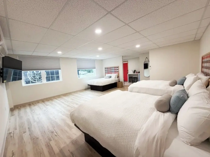 Deluxe Suite