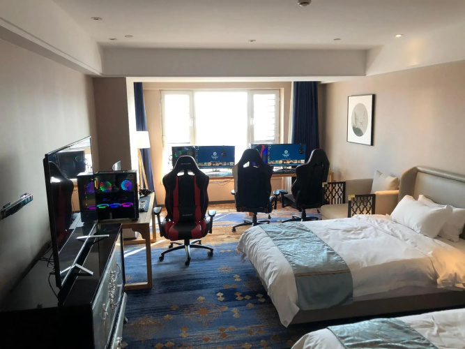 Boyue Hotel