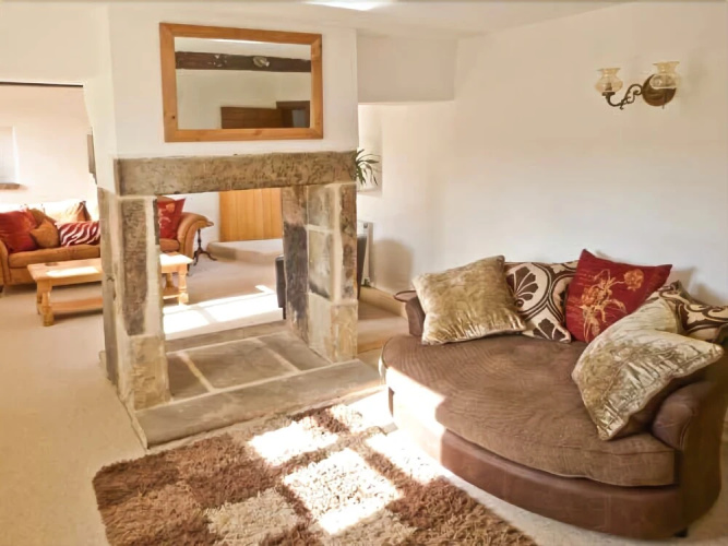 Hookstone House