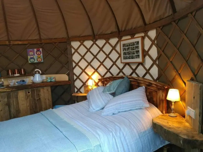 Bembridge Harbour Yurt - Log Burner - Wifi