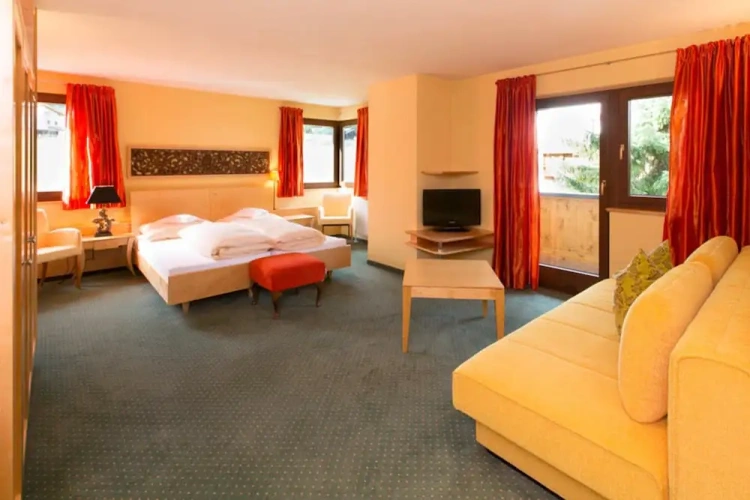 Superior Double room with balcony