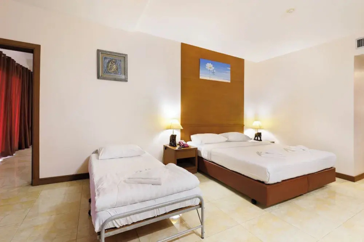 Central Place Hotel