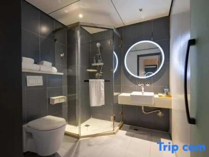 Premier Suite
