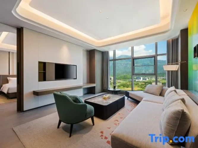 Deluxe Double Suite