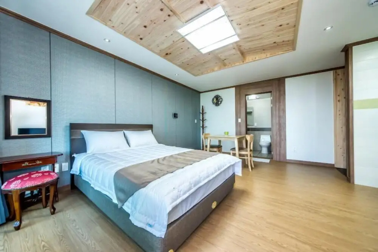 Sea & Wave Pension