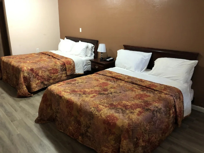 Town Motel