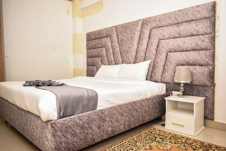 Executive Double room with pool view
