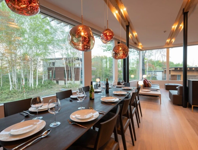 5 Bedrooms Chalet