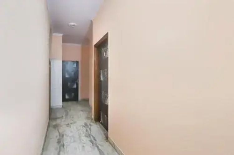 Radhe Radhe Dham by OYO Rooms