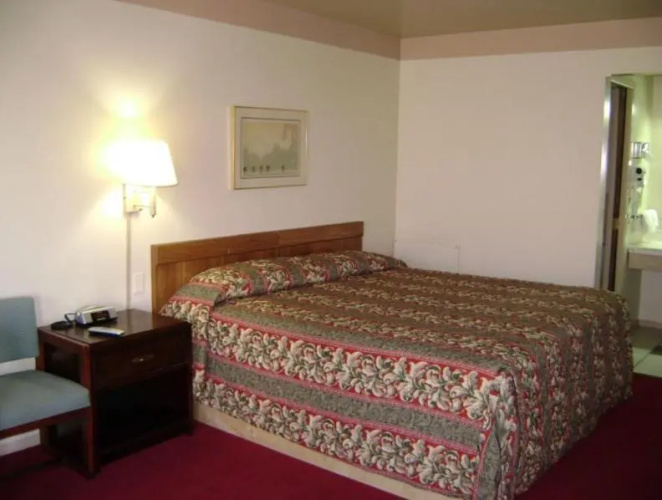 Tiffin Motel