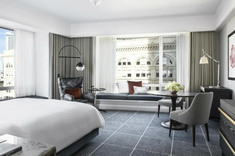Deluxe Double room with view