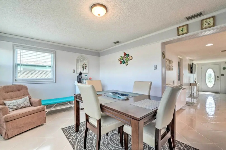 Canalfront Hudson Home with Private Dock and Yard!