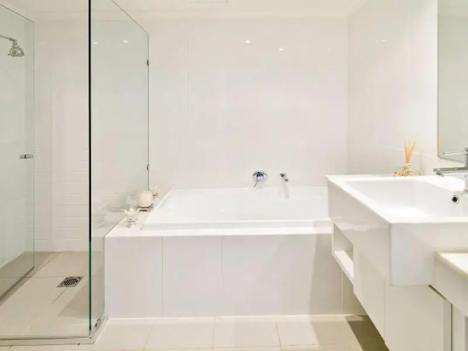 Wyndel Apartments - Encore