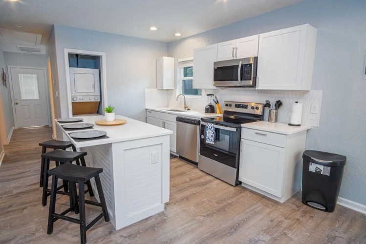 3 Bedrooms Cottage