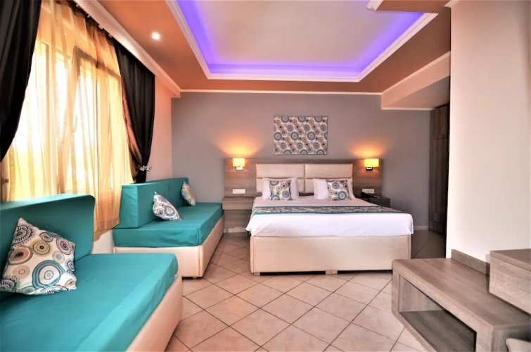 Superior Triple room with balcony