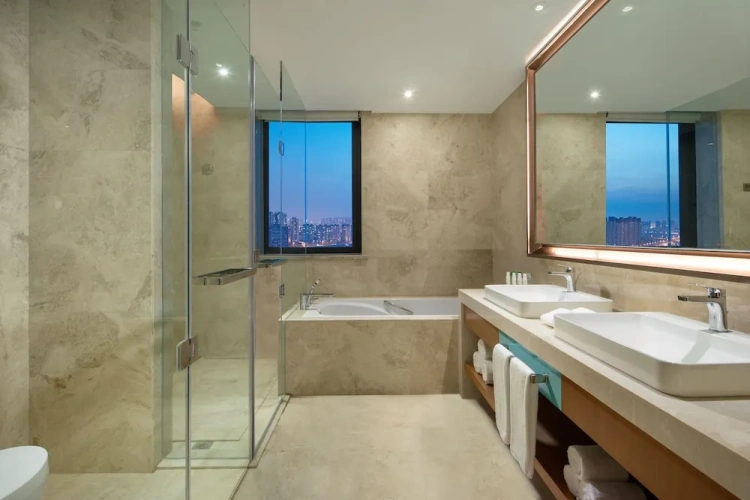 1 Bedroom Suite