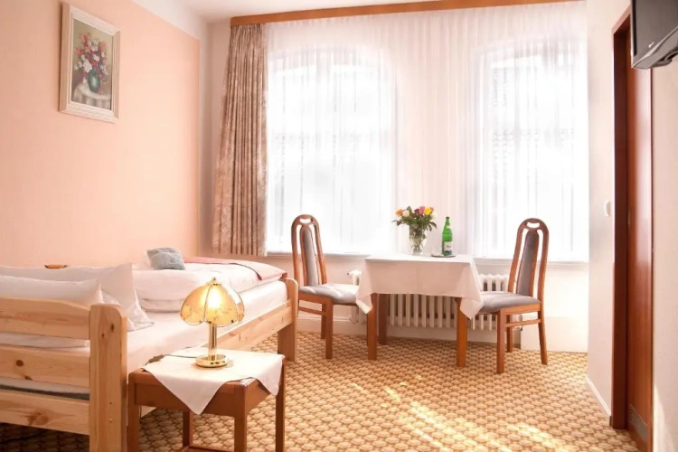 Standard Single room