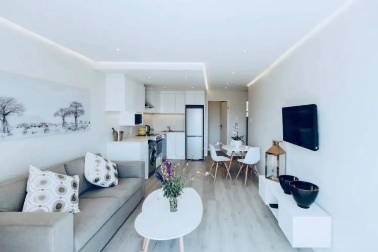 2 Bedroom Apartment in Green Point Cape Town