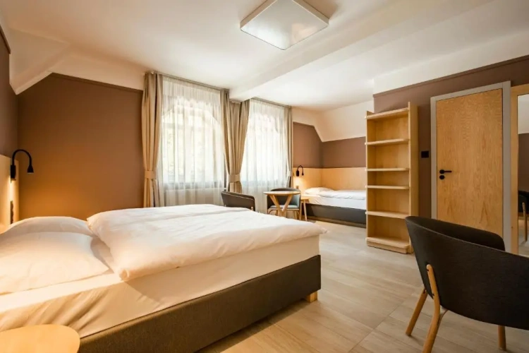 Classic Triple room