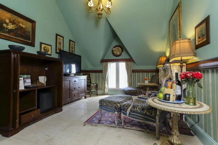 Superior Suite