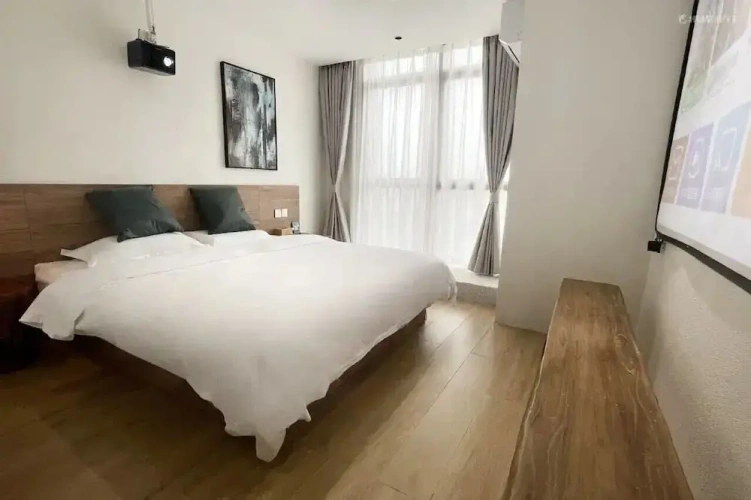 Comfort Double room with city view