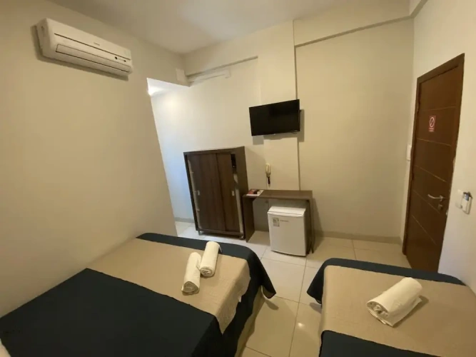 Standard Triple Suite