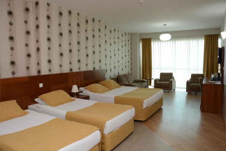 Superior Triple room with sea view