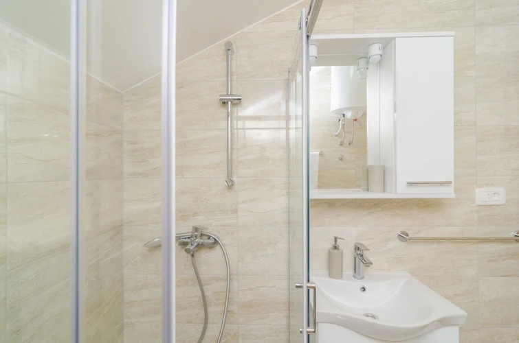 1 Bedroom Comfort Apartment with sea view