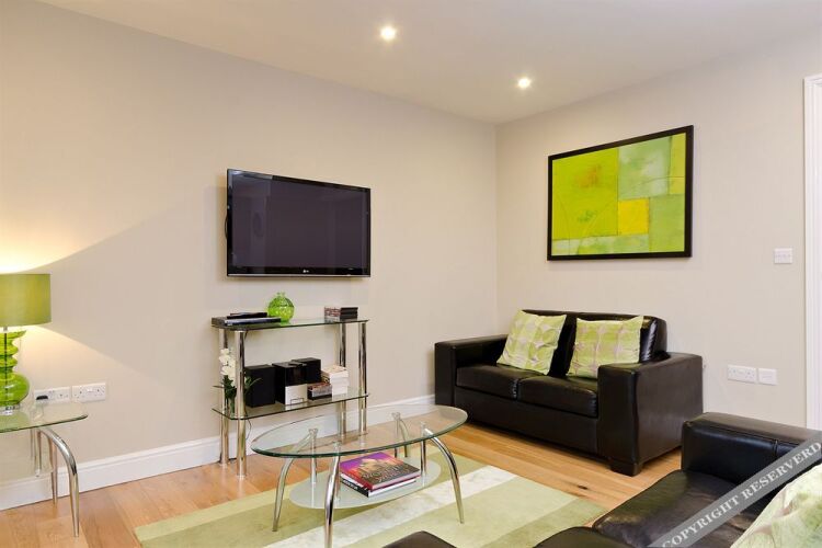 Cabot Mews Apartments Over view