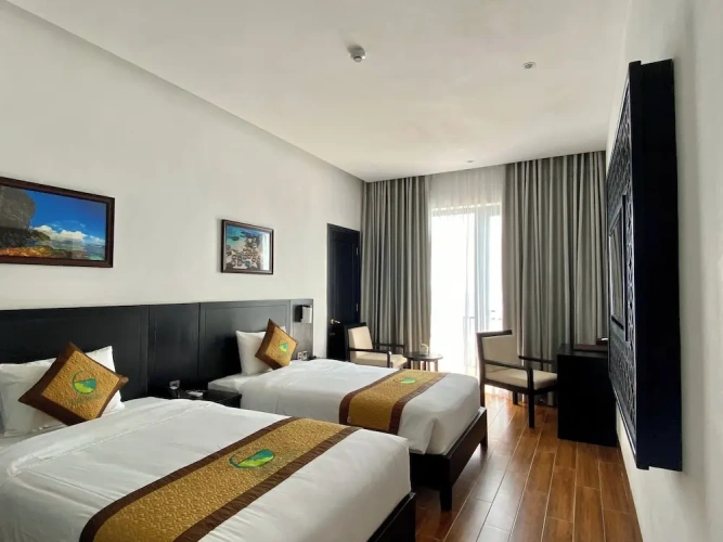 Deluxe Twin room with balcony and with ocean view