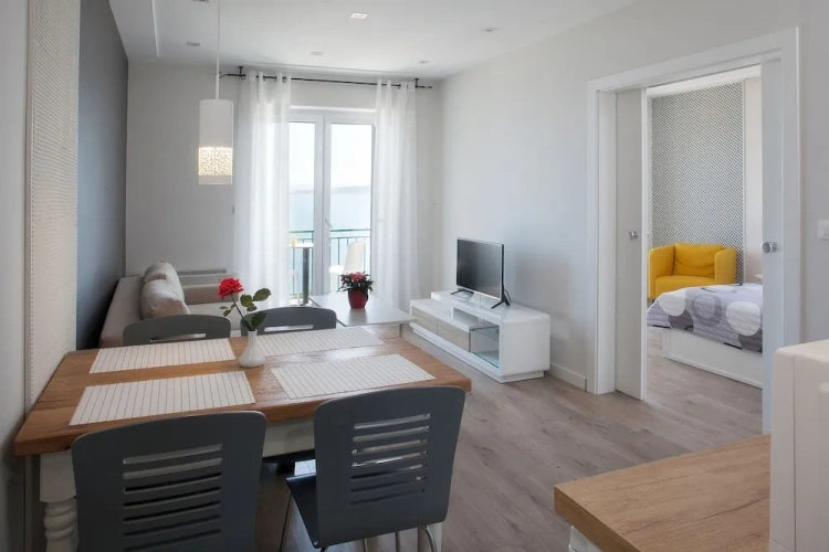 1 Bedroom Comfort Apartment with sea view