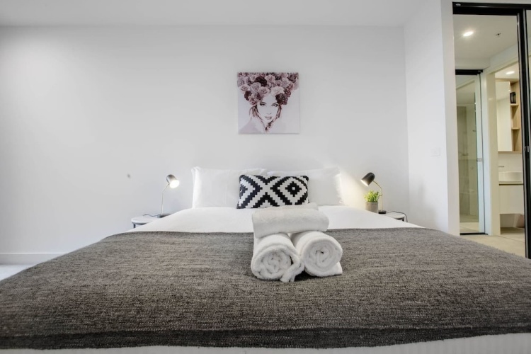84 Bleu Ambre Apartment