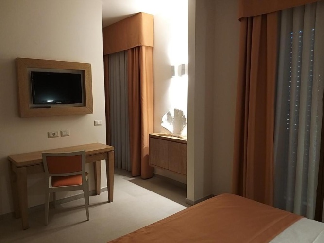 Superior Triple room