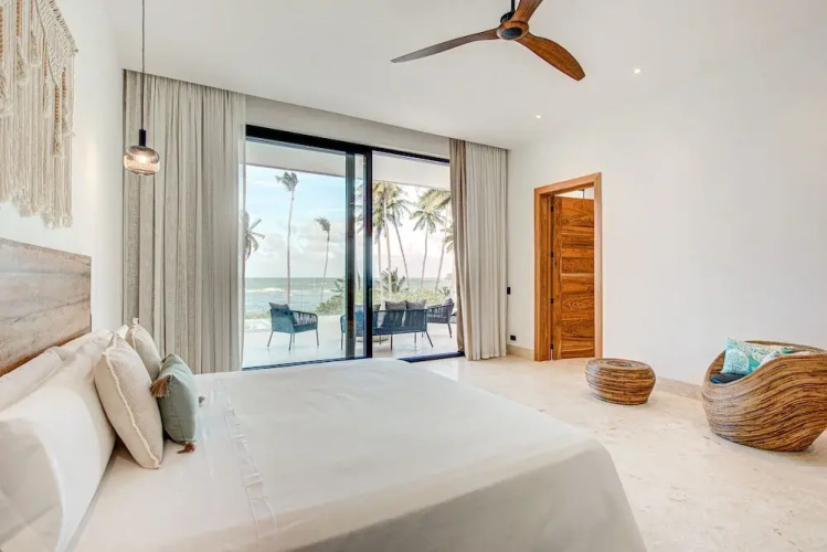 7-br Luxury Beachfront Paradise With Ocean Views