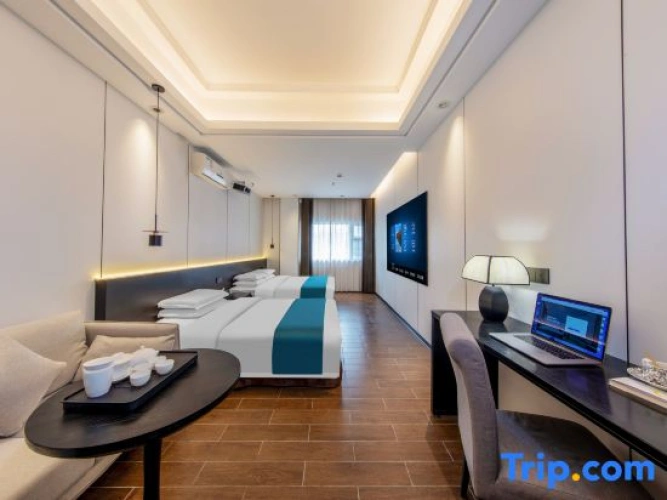 Standard Twin Family room