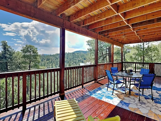 3 Bedrooms Cottage with balcony