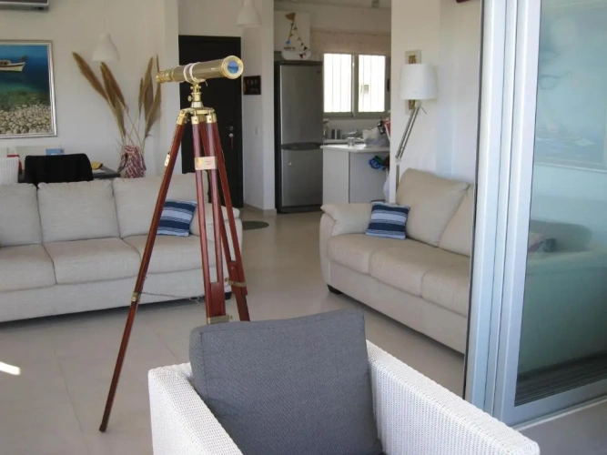 2 Bedrooms Apartment with sea view