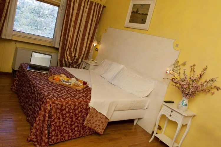 Economy Double room with view