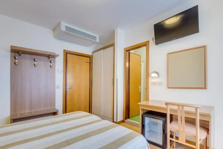 Standard Double room with balcony