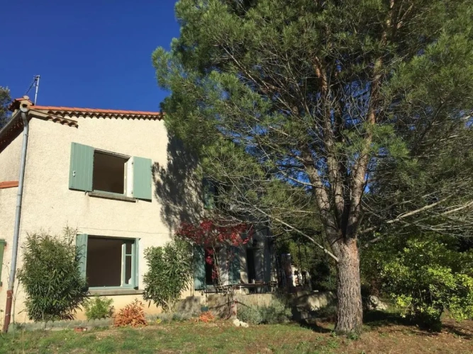 3 Bedrooms Cottage