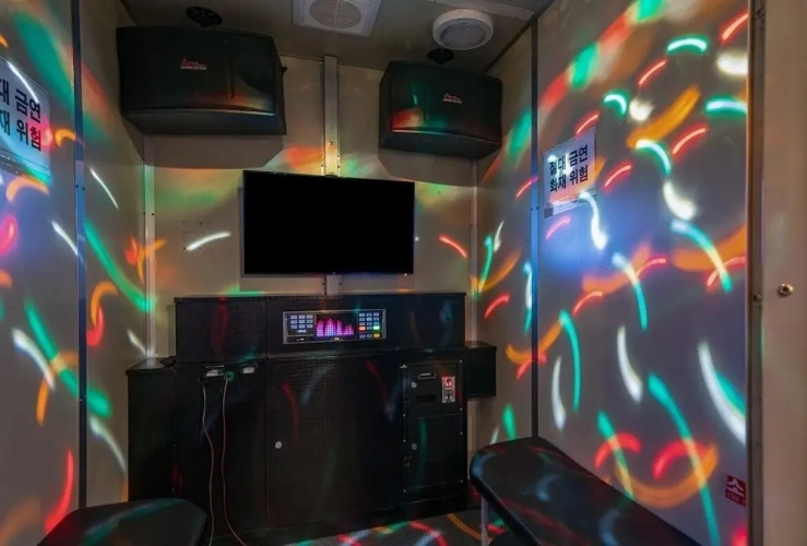 Standard Quadruple Family room