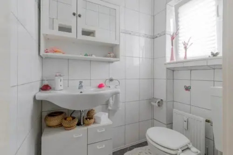 4 Private Rooms, 7 Persons (6433)