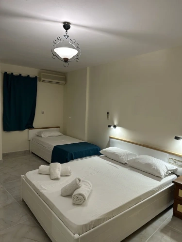 Standard Triple room with balcony