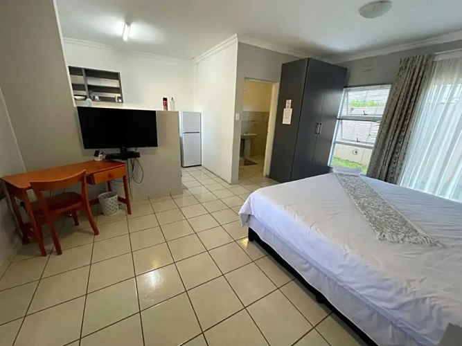 Hinterland Lodge