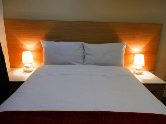 Heathrow Traveller B&B