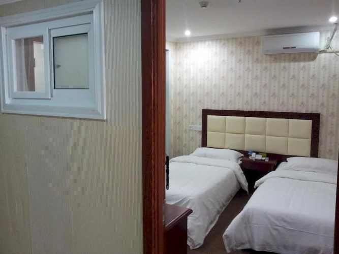 Jinbaichuan Hotel